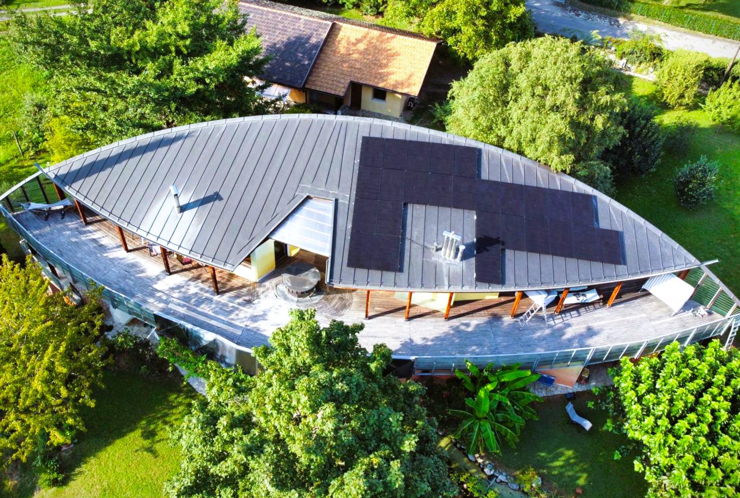 Villa Zipperle Merano tetto fotovoltaico